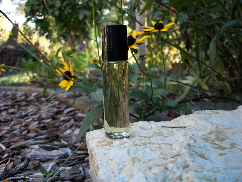 Egyptian Musk Fragrance Oil Roll On 1/3 Ounce and one free sample - Image 3