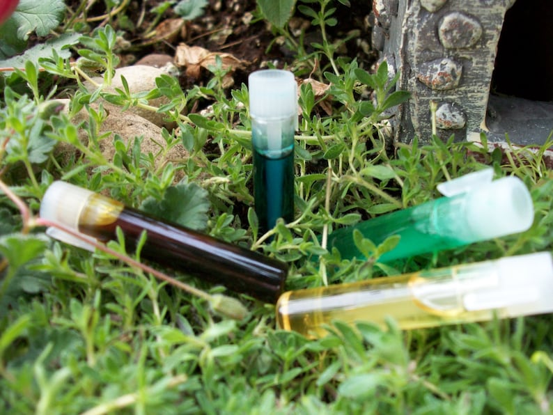 Fragrance Oil Samples - 64 samples Egyptian Musk Patchouli Nag Champa Vanilla Palo Santo Oud - Image 5