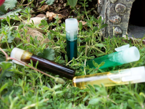Fragrance Oil Samples - 64 samples Egyptian Musk Patchouli Nag Champa Vanilla Palo Santo Oud - Image 5